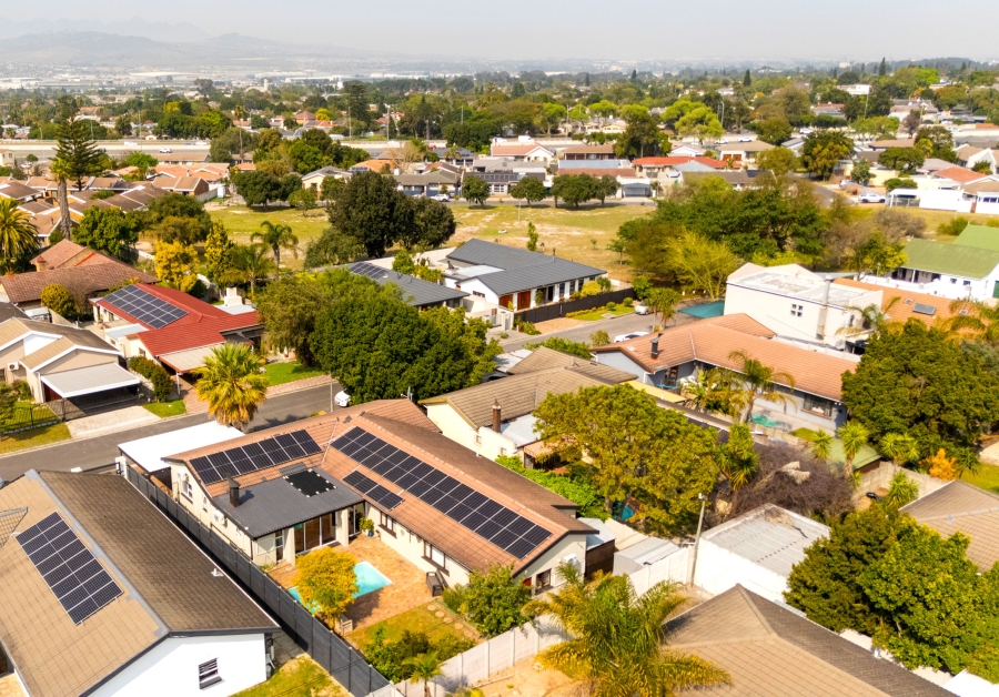 4 Bedroom Property for Sale in Stellenridge Western Cape
